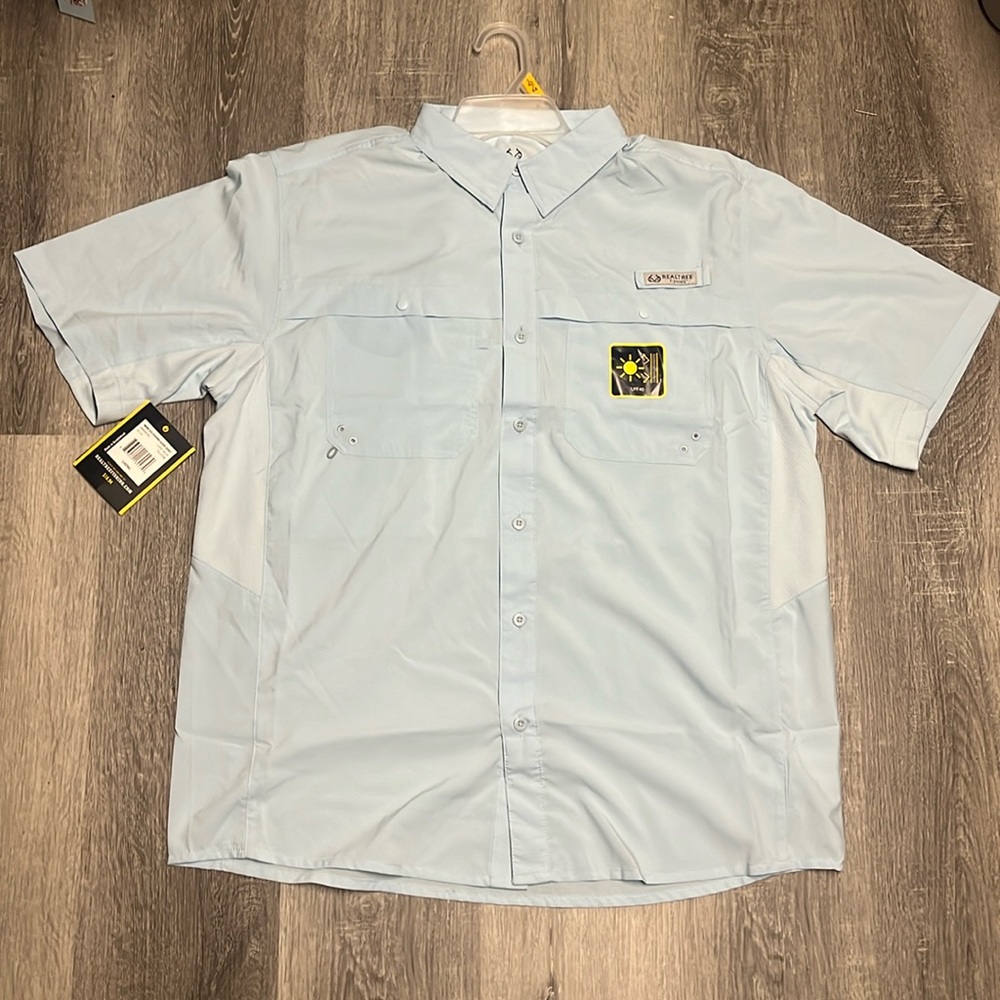 NWT men Fishing guide shirt
